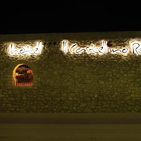 ホテル Boutique Il Castellino Relais ヴィエステ