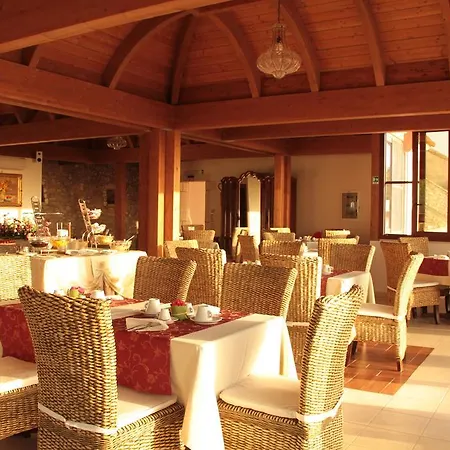 ホテル Boutique Il Castellino Relais ヴィエステ