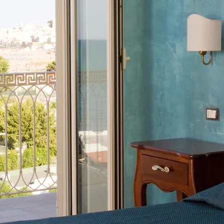 ホテル Boutique Il Castellino Relais