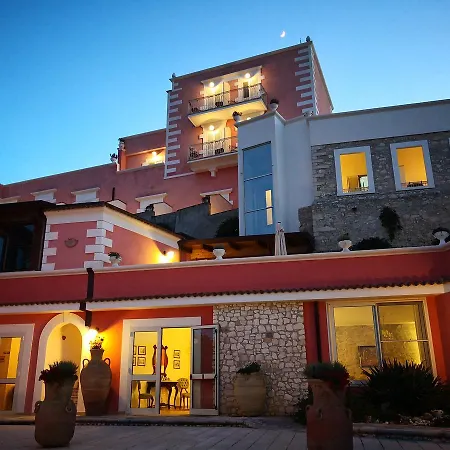 Boutique Il Castellino Relais ヴィエステ