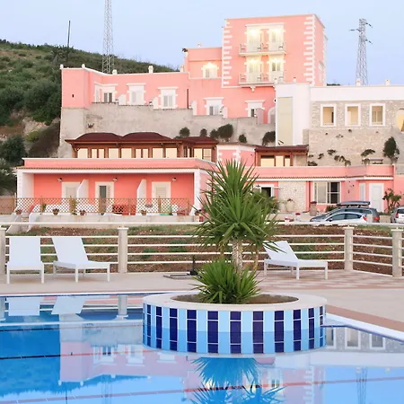 Boutique Il Castellino Relais ホテル 4*