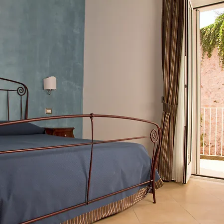 ホテル Boutique Il Castellino Relais