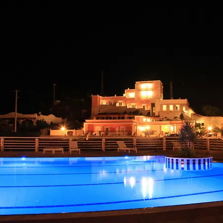 Boutique Il Castellino Relais 4* ヴィエステ